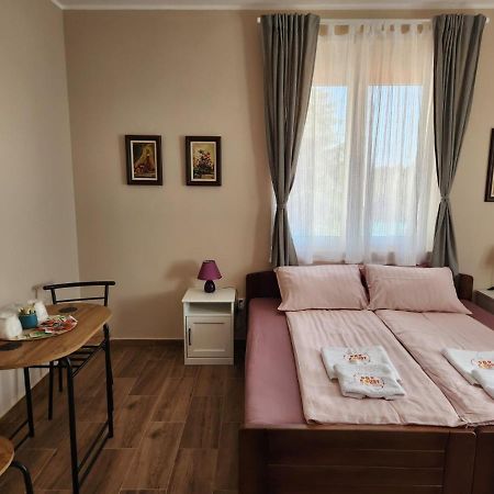 Roomsapartments Popcourt Pančevo Extérieur photo